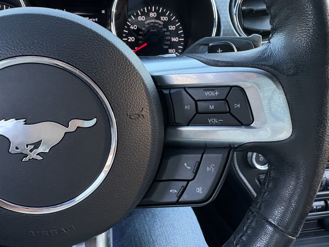 Ford Mustang EcoBoost Coupe 2017