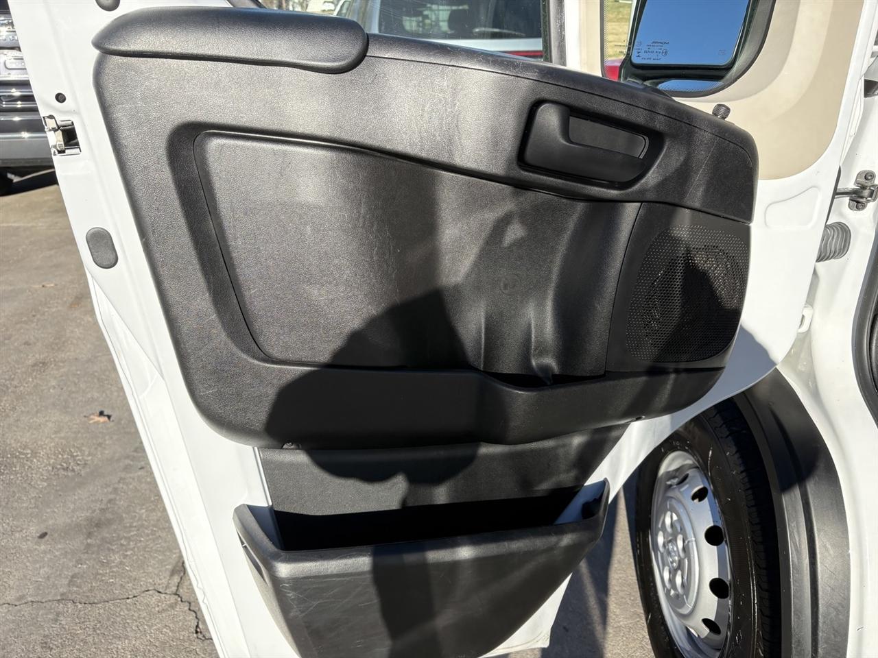 RAM Promaster 1500 Low Roof 136-in. WB 2020