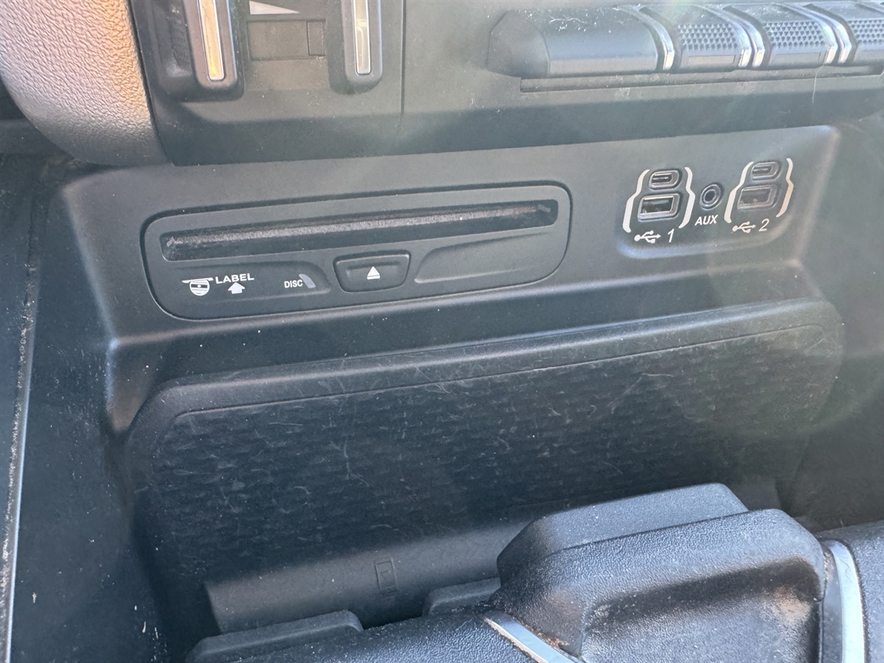 RAM 1500 Laramie Crew Cab SWB 4WD 2019