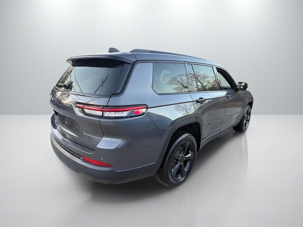 Jeep Grand Cherokee L Laredo 4WD 2021