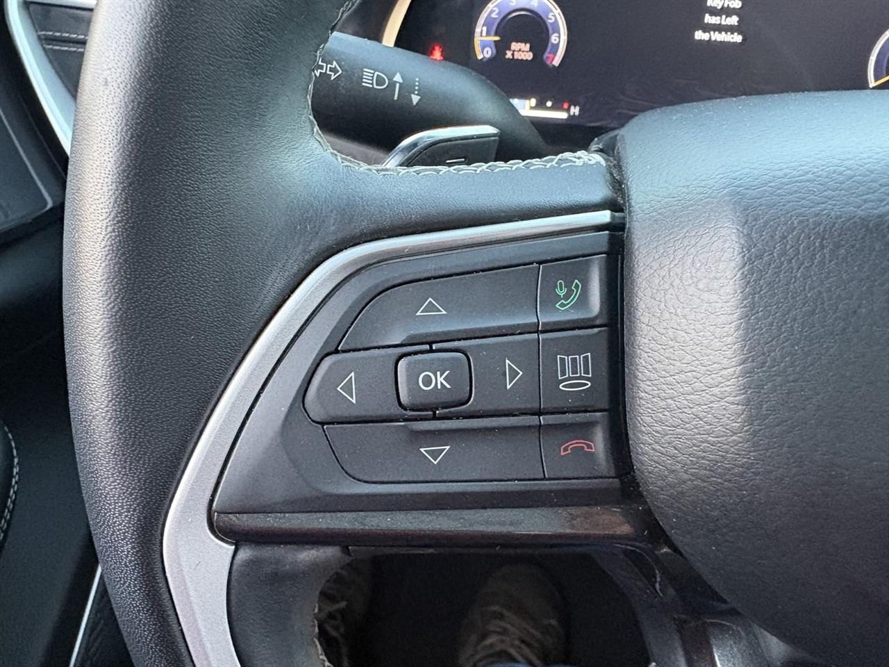 Jeep Grand Cherokee L Laredo 4WD 2021