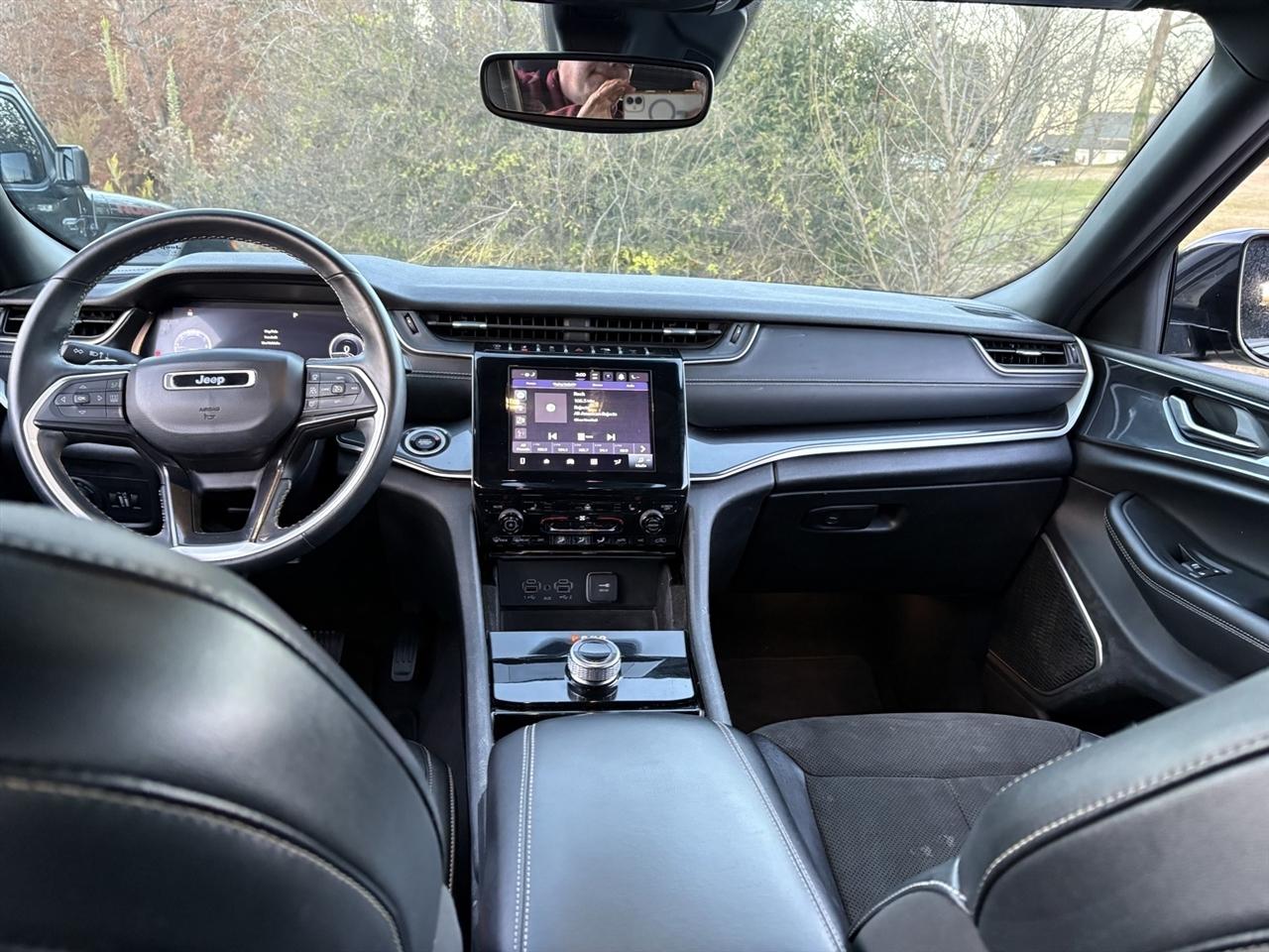 Jeep Grand Cherokee L Laredo 4WD 2021