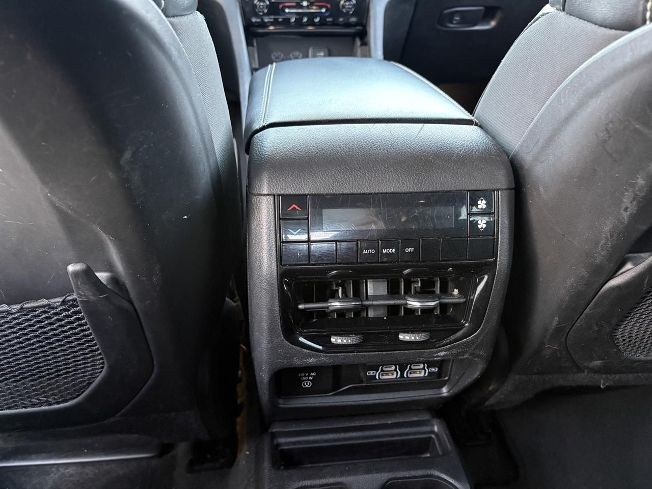 Jeep Grand Cherokee L Laredo 4WD 2021