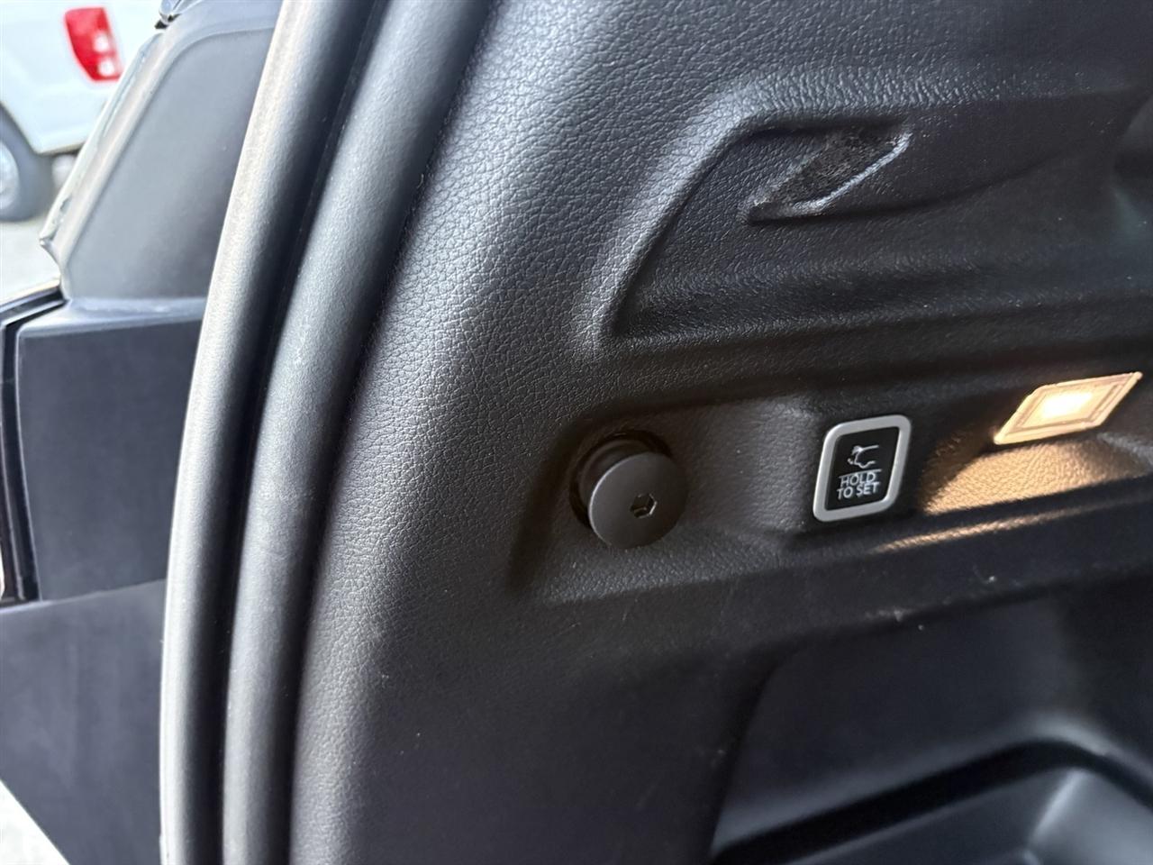 Jeep Grand Cherokee L Laredo 4WD 2021