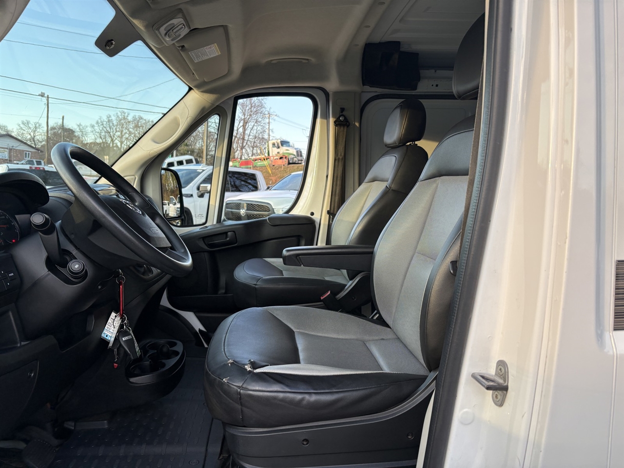 RAM Promaster 1500 Low Roof Tradesman 136-in. WB 2018
