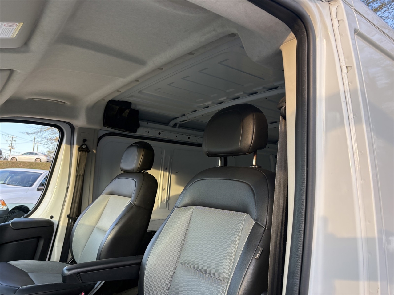 RAM Promaster 1500 Low Roof Tradesman 136-in. WB 2018
