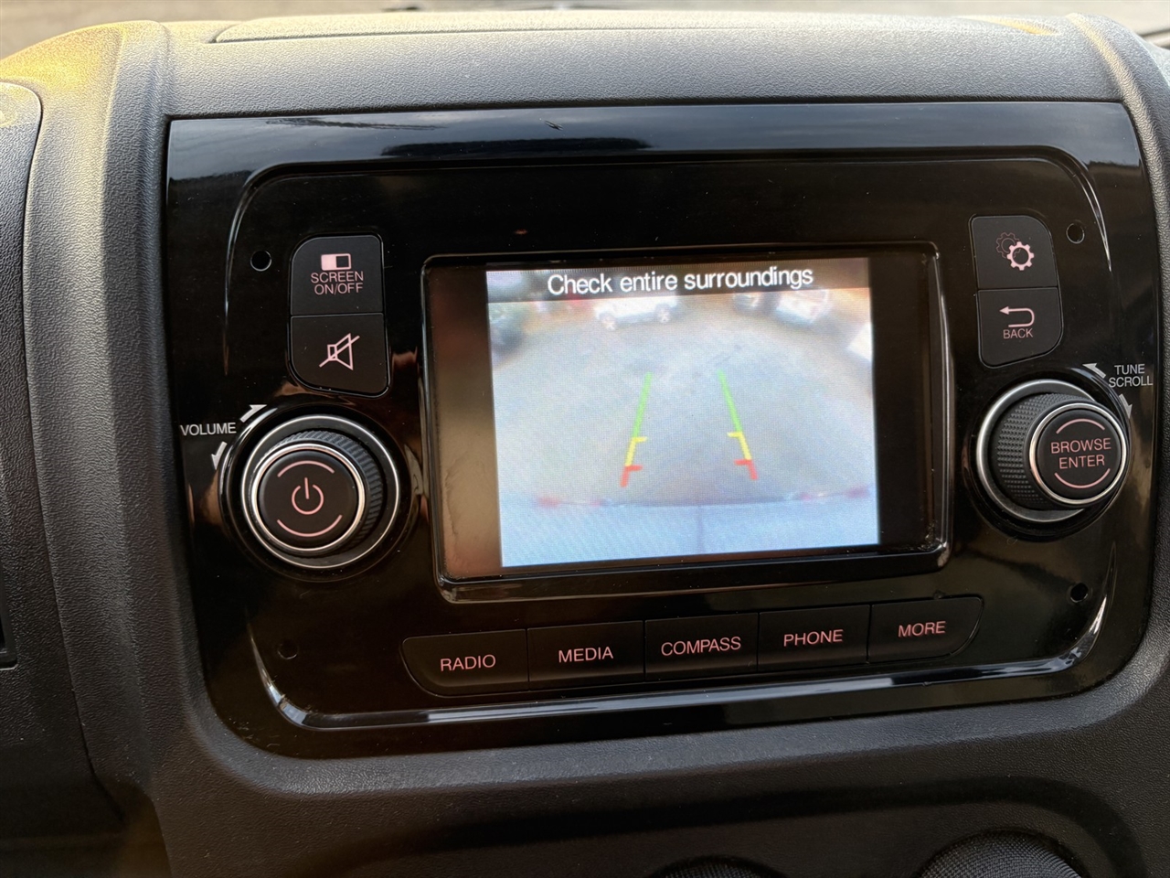 RAM Promaster 1500 Low Roof Tradesman 136-in. WB 2018