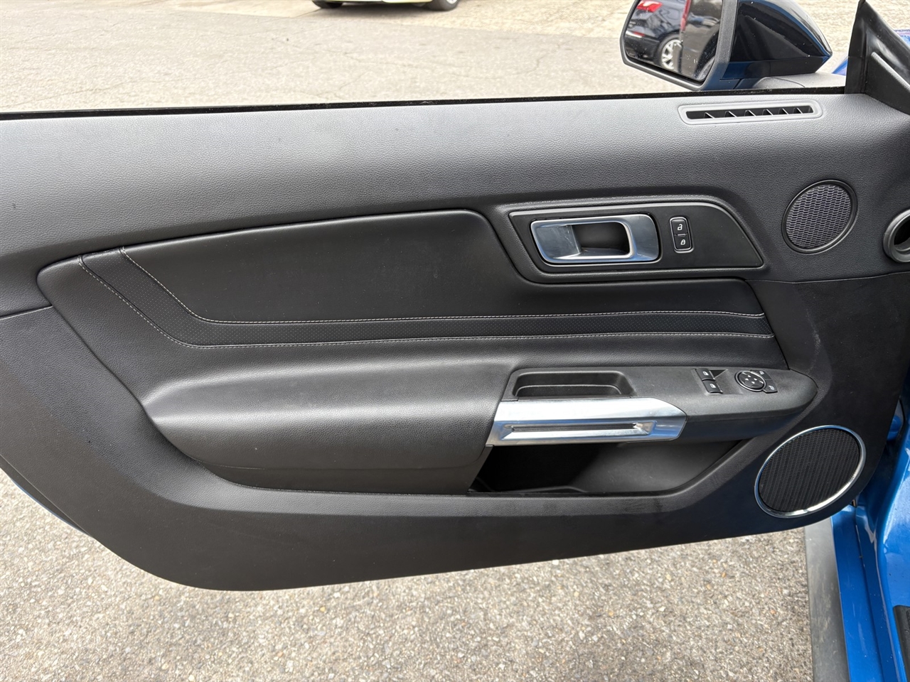 Ford Mustang EcoBoost Coupe 2021