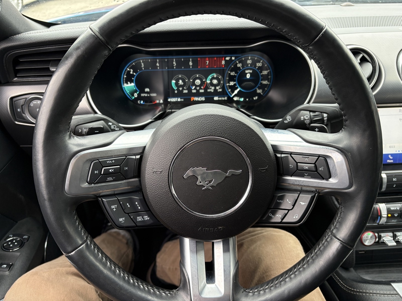 Ford Mustang EcoBoost Coupe 2021