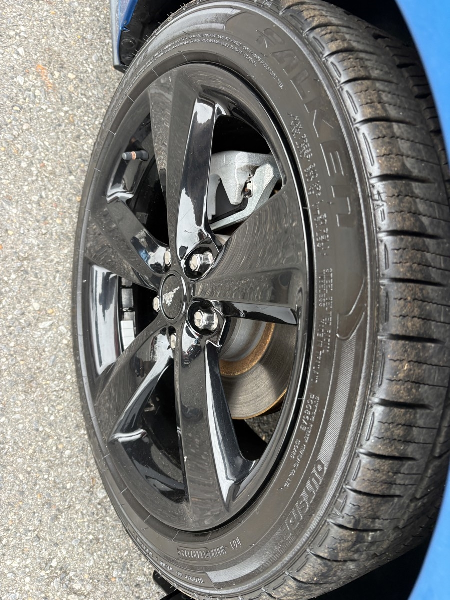 Ford Mustang EcoBoost Coupe 2021