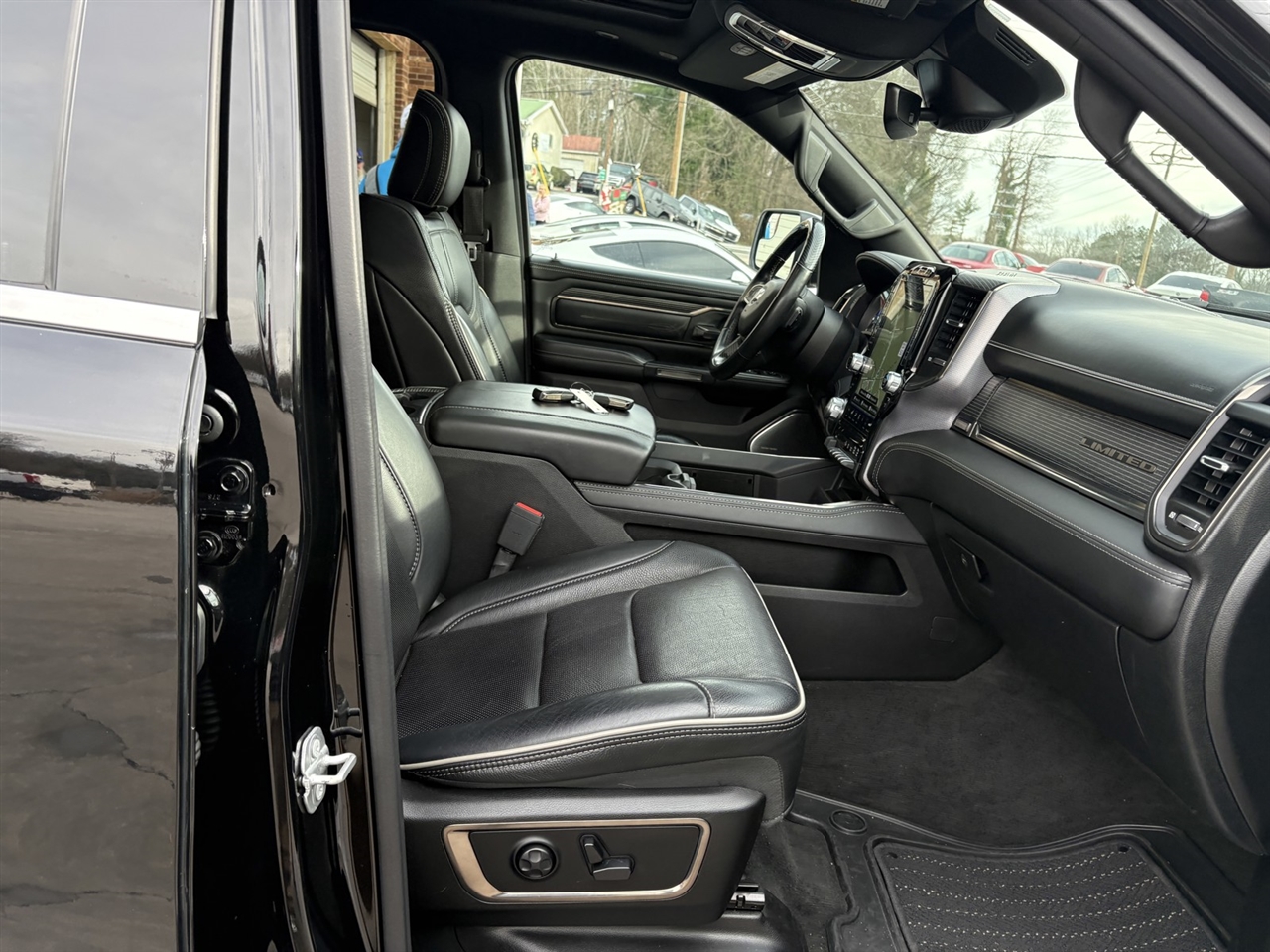 RAM 1500 Limited Crew Cab SWB 4WD 2021