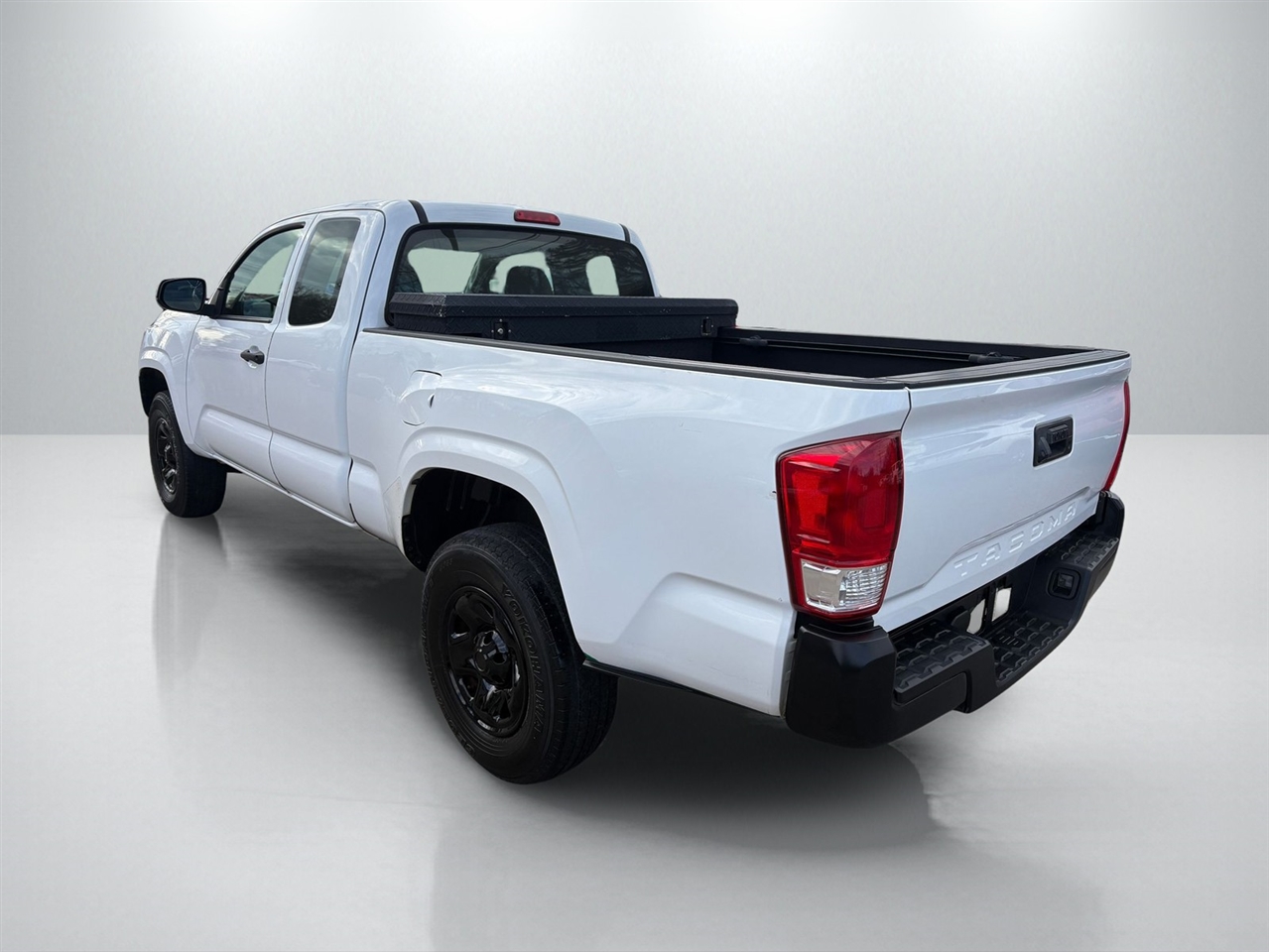 Toyota Tacoma SR5 Access Cab I4 6AT 2WD 2017