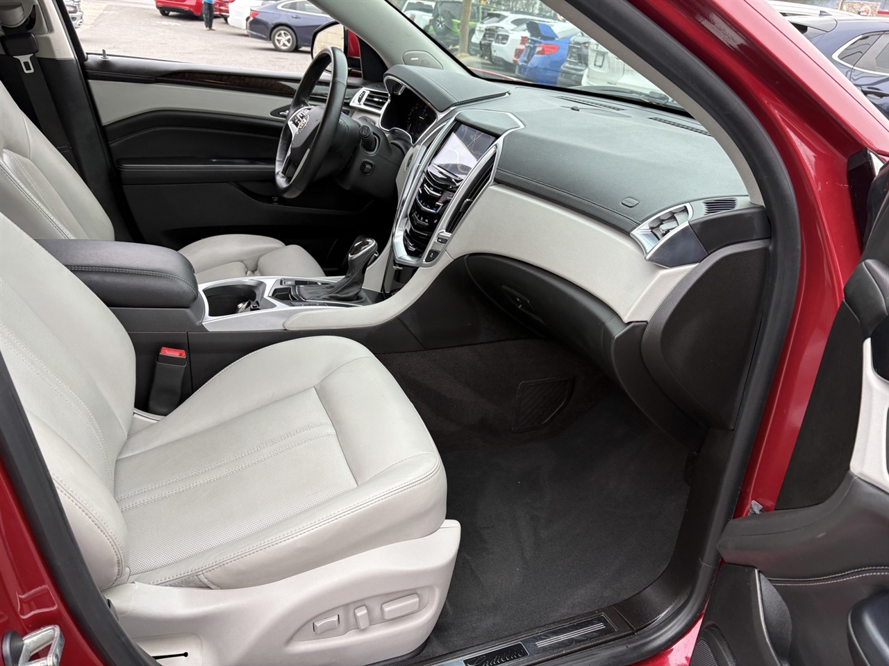 Cadillac SRX Luxury Collection FWD 2015