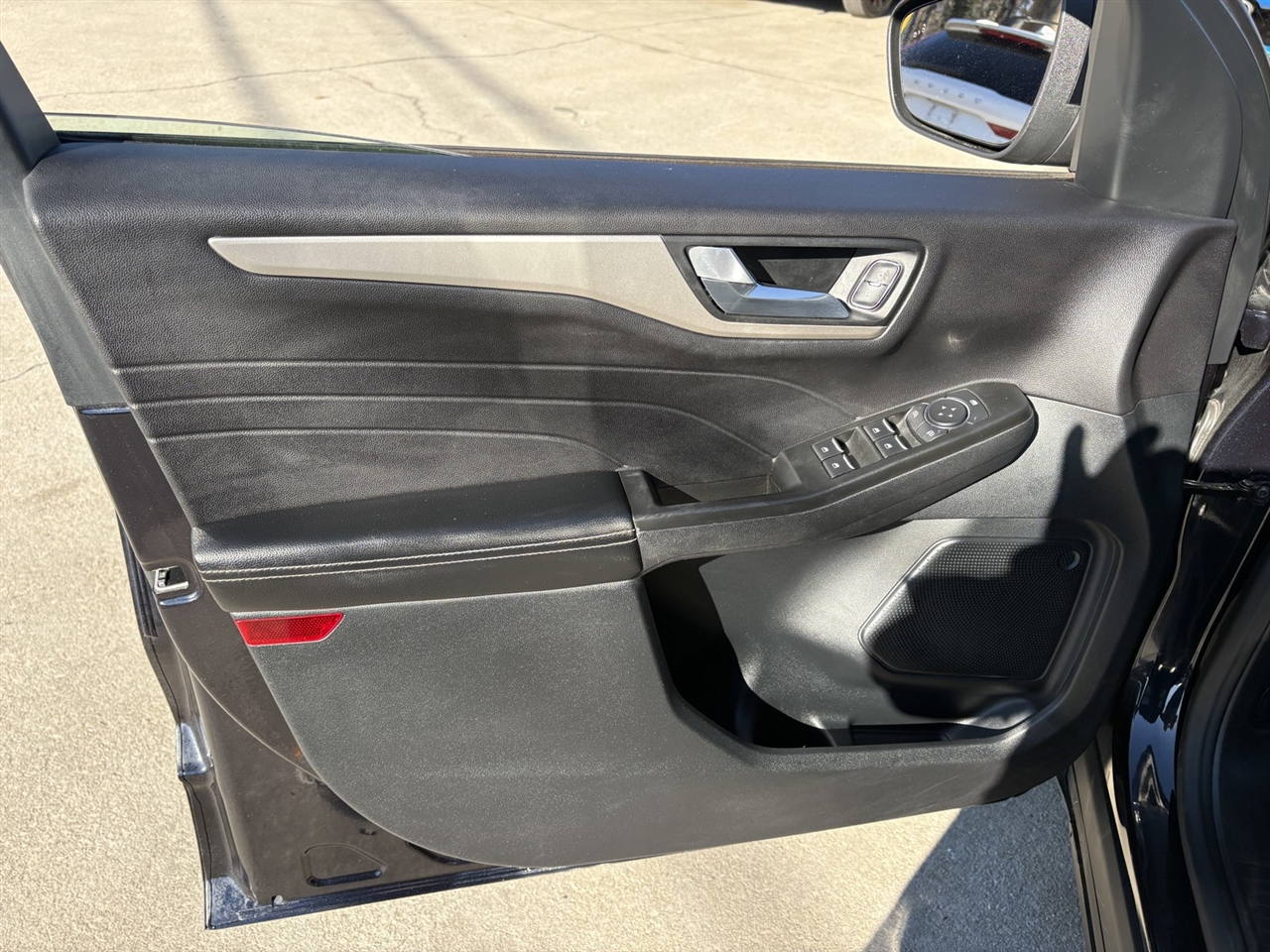 Ford Escape SE FWD 2021