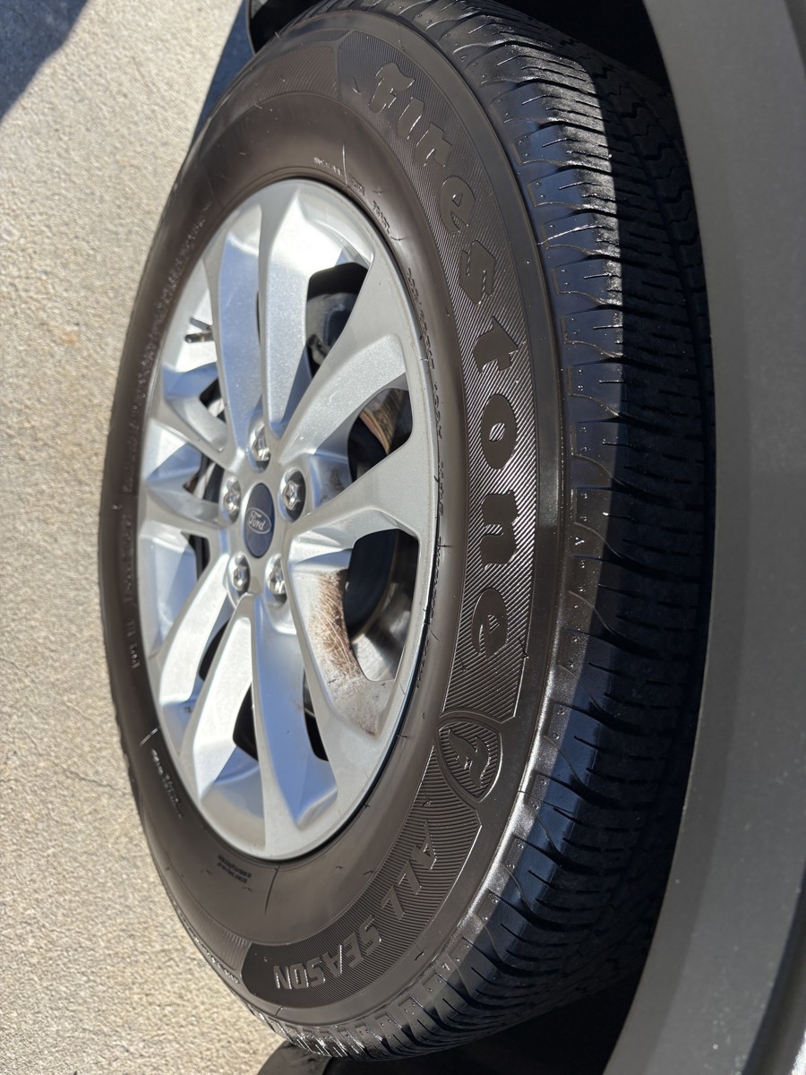 Ford Escape SE FWD 2021