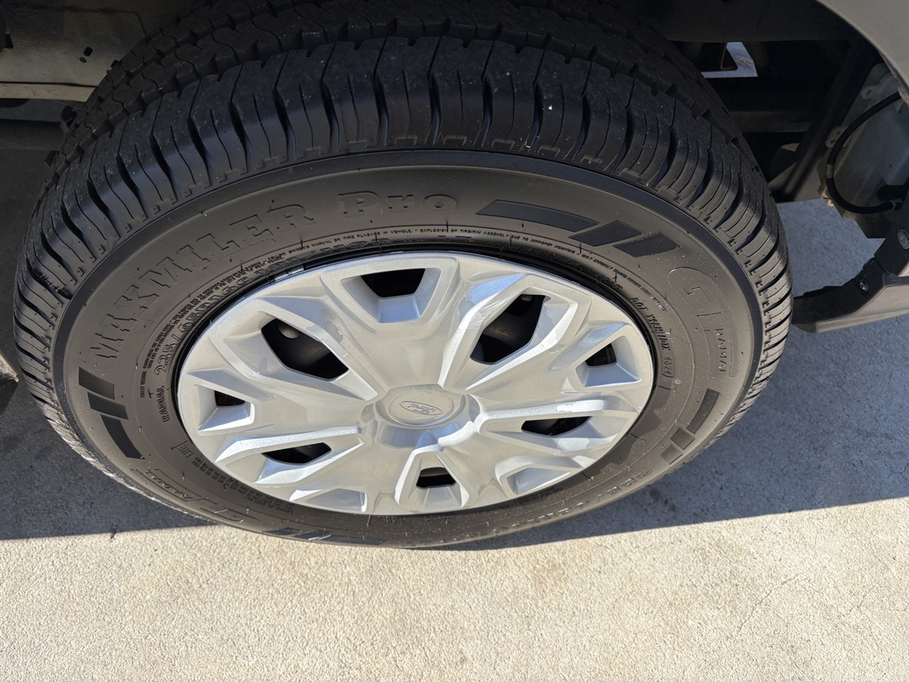 Ford Transit 150 Wagon Med. Roof XLT w/Sliding Pass. 130-in. WB 2019