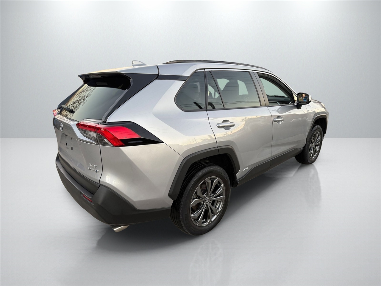 Toyota RAV4 Hybrid XLE Premium 2022