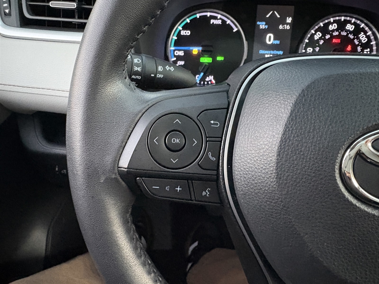 Toyota RAV4 Hybrid XLE Premium 2022