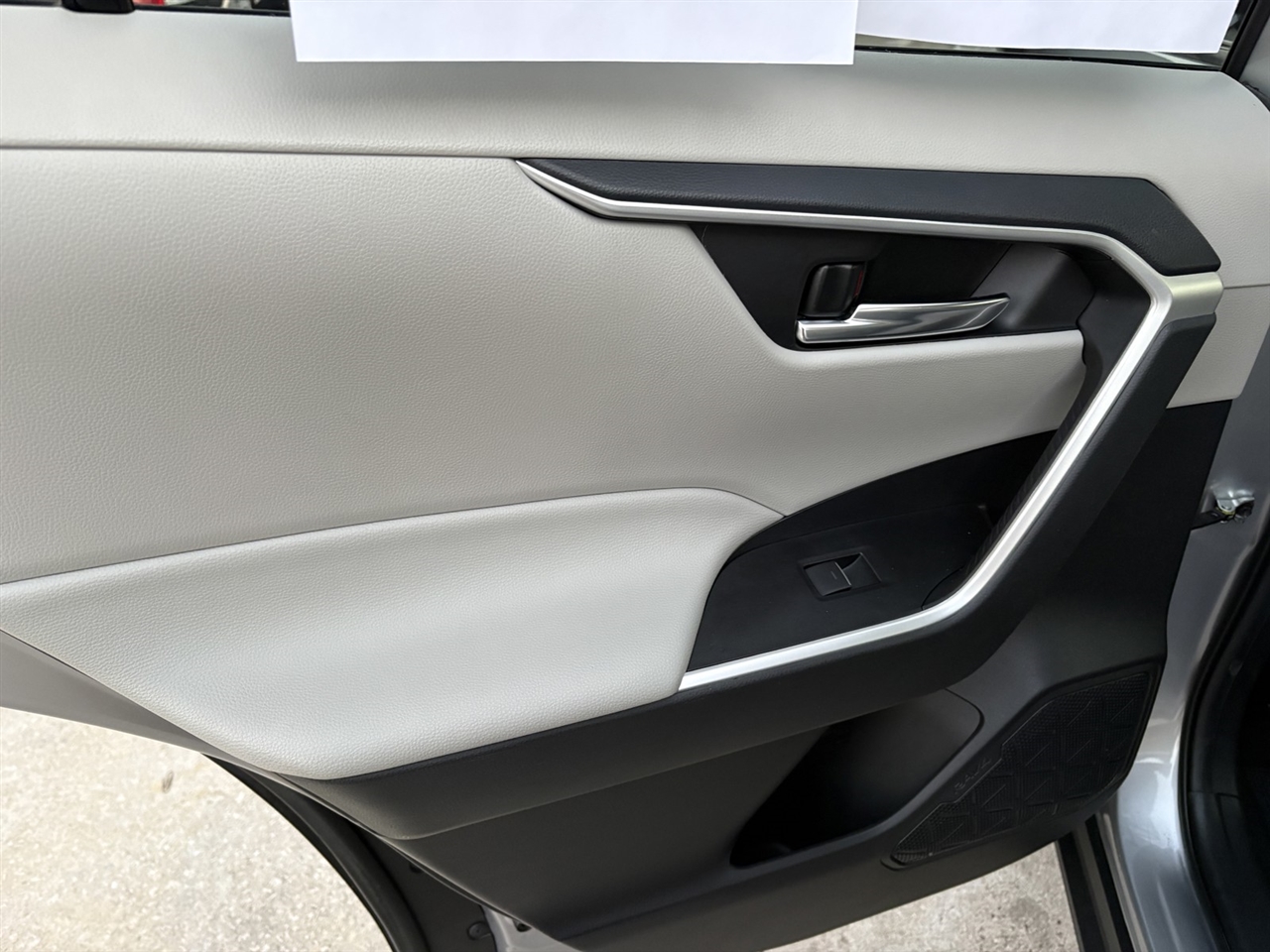 Toyota RAV4 Hybrid XLE Premium 2022