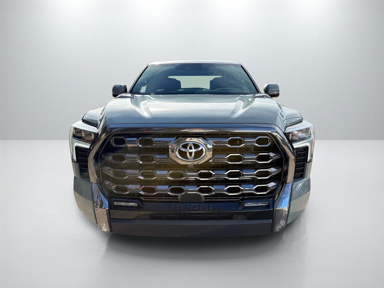 Toyota Tundra Platinum CrewMax 2WD Hybrid 2024