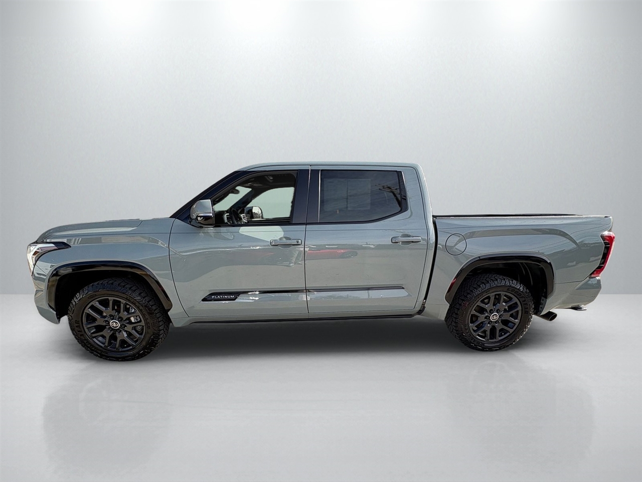 Toyota Tundra Platinum CrewMax 2WD Hybrid 2024