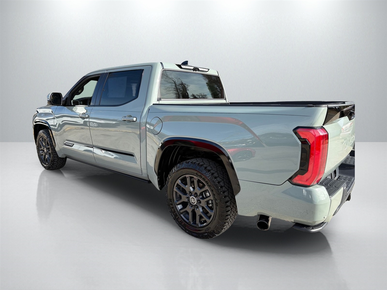 Toyota Tundra Platinum CrewMax 2WD Hybrid 2024