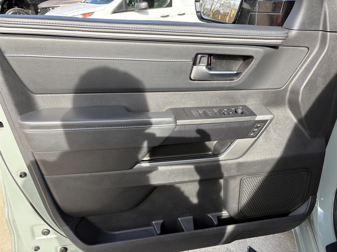 Toyota Tundra Platinum CrewMax 2WD Hybrid 2024