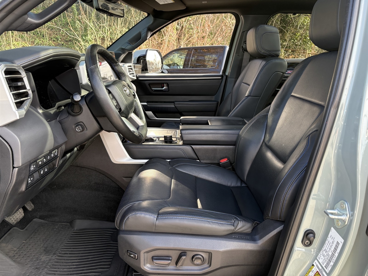 Toyota Tundra Platinum CrewMax 2WD Hybrid 2024