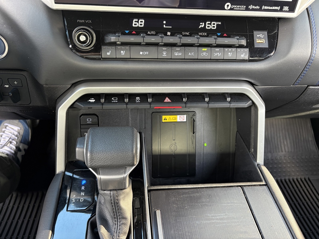 Toyota Tundra Platinum CrewMax 2WD Hybrid 2024