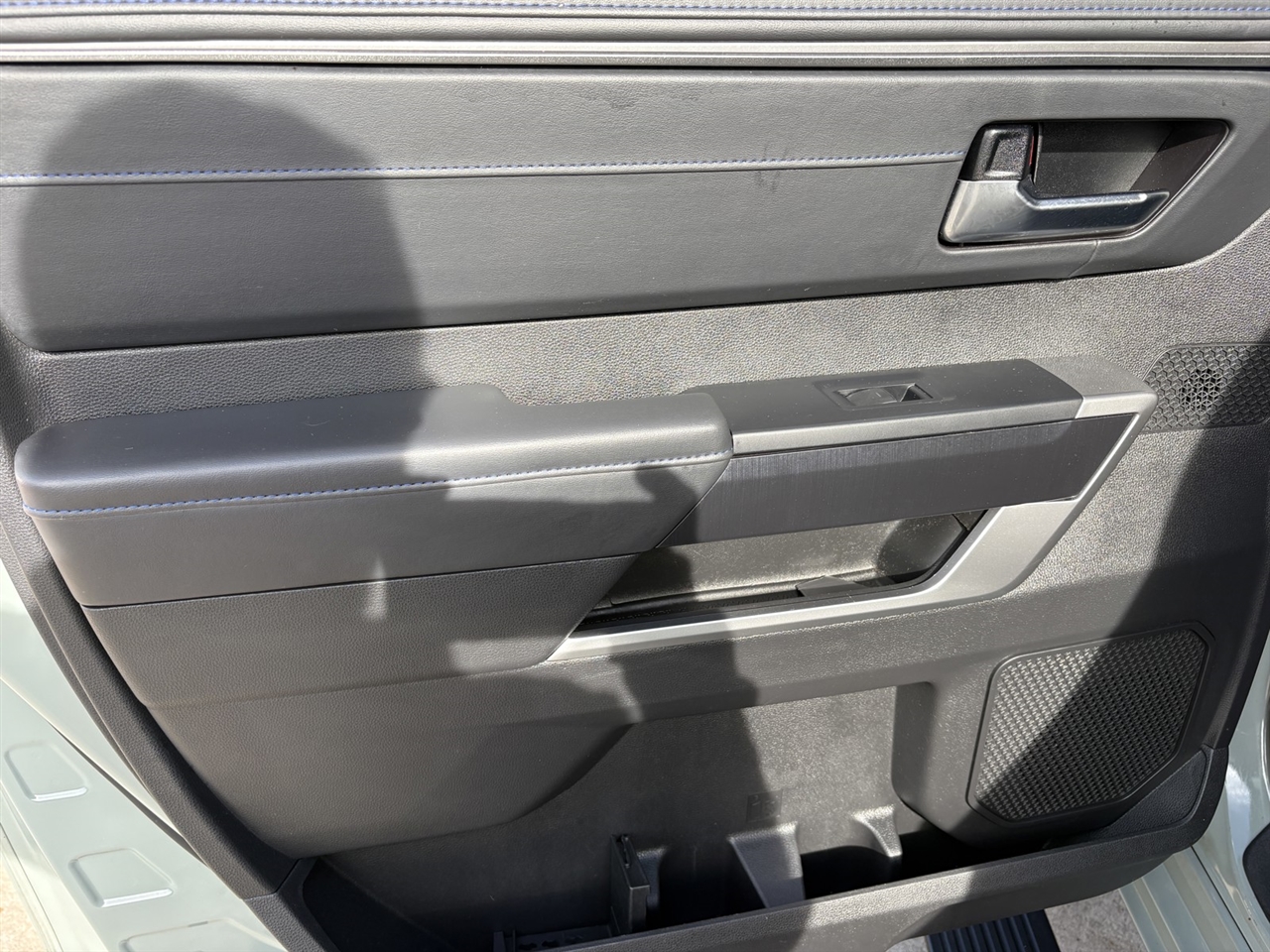 Toyota Tundra Platinum CrewMax 2WD Hybrid 2024