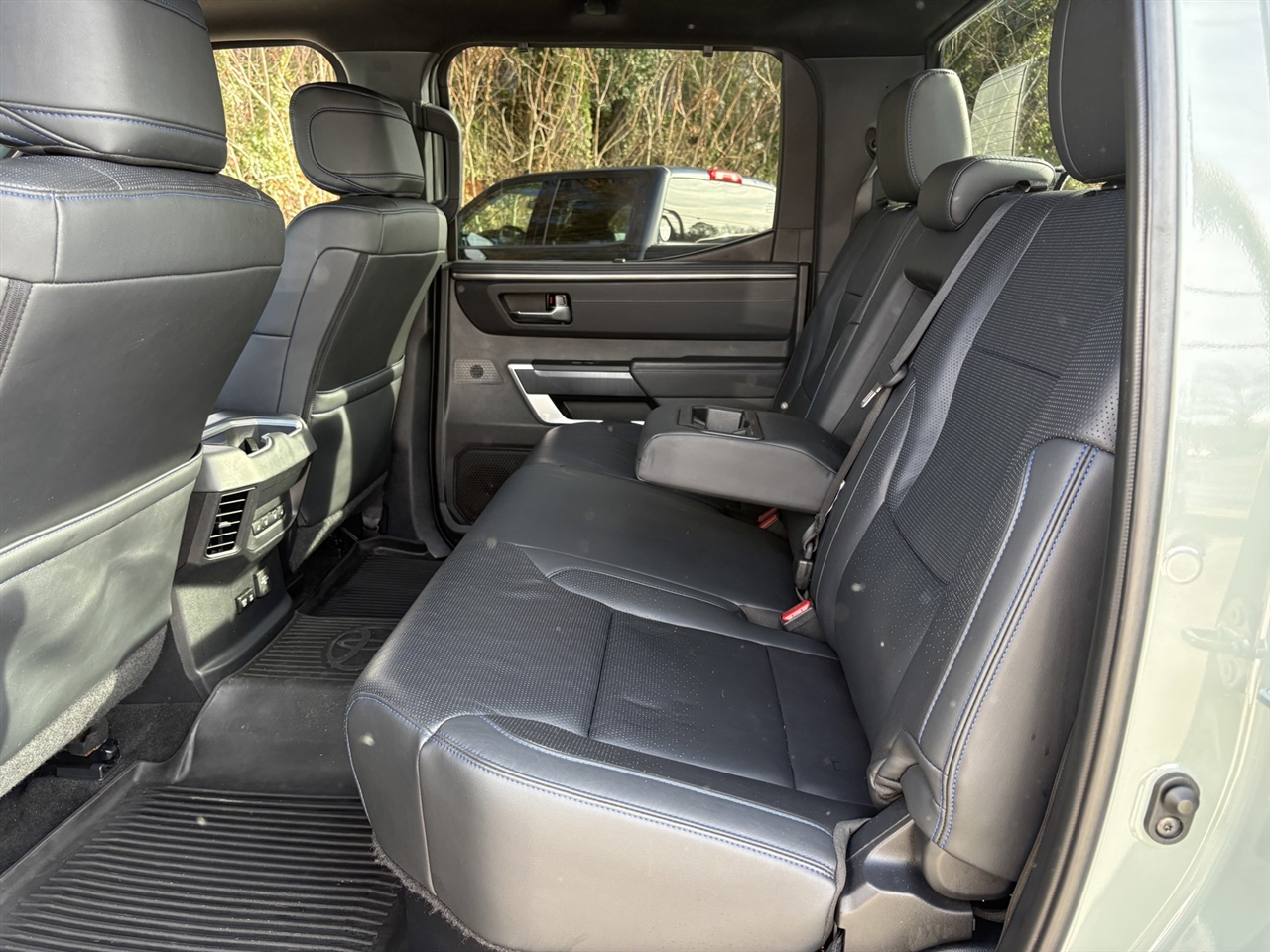 Toyota Tundra Platinum CrewMax 2WD Hybrid 2024