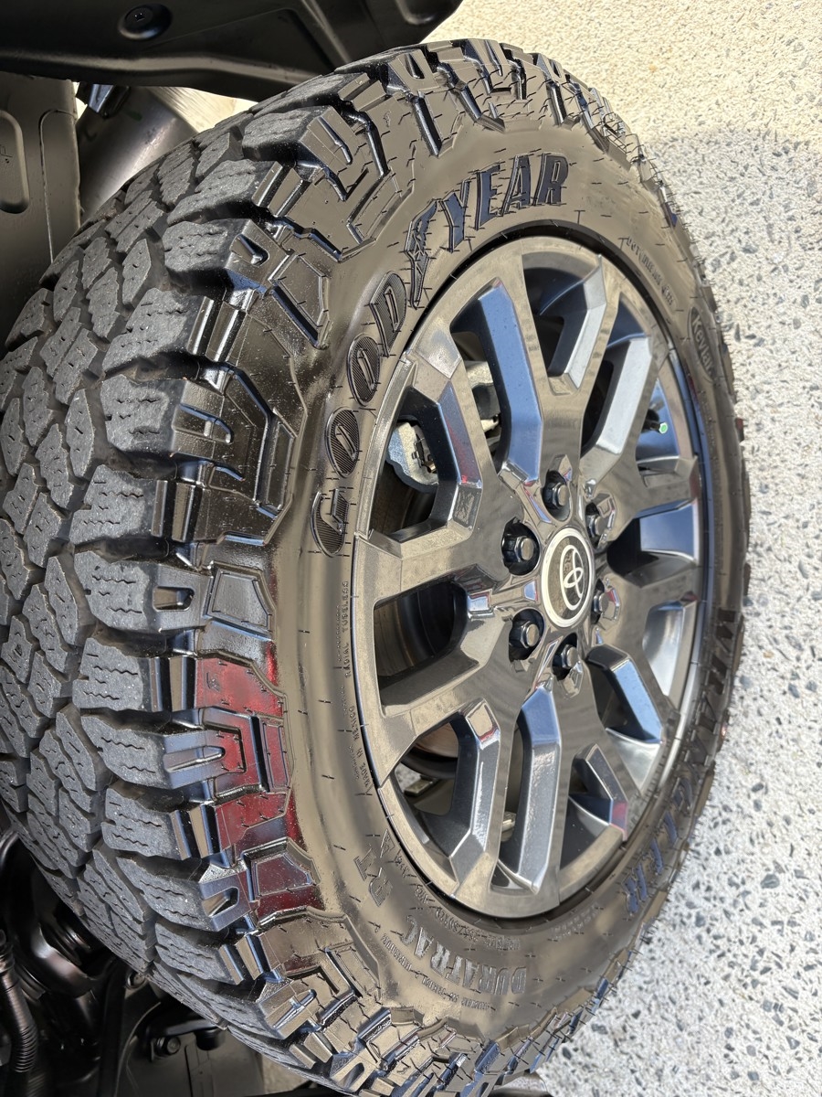 Toyota Tundra Platinum CrewMax 2WD Hybrid 2024