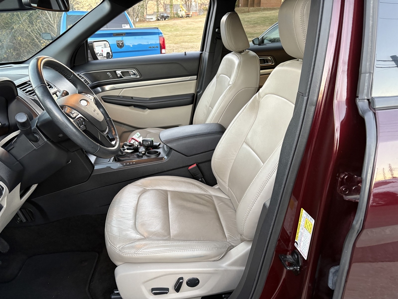 Ford Explorer XLT FWD 2018