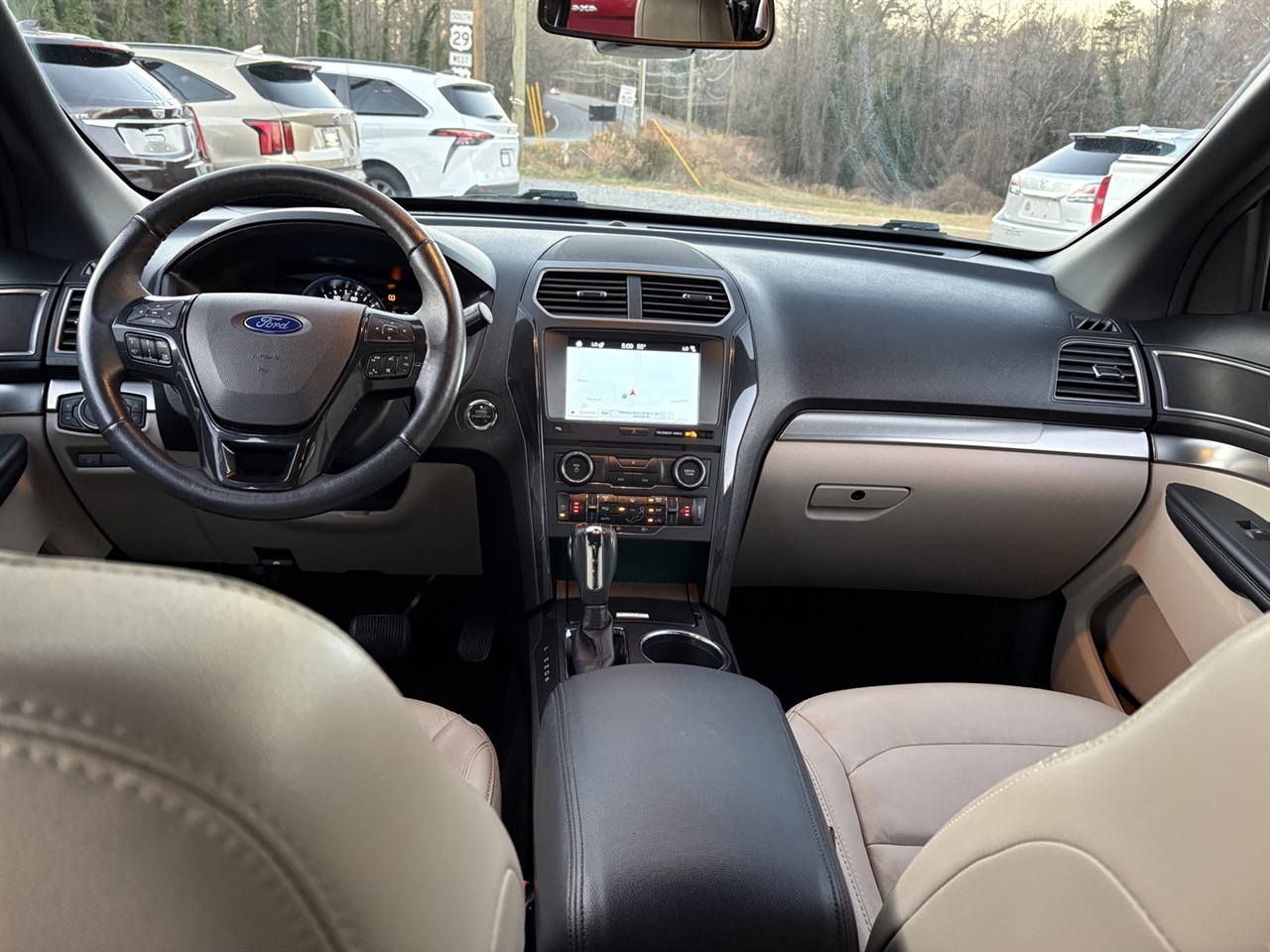 Ford Explorer XLT FWD 2018