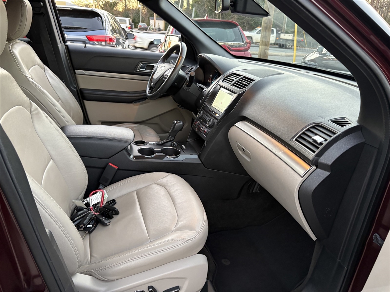 Ford Explorer XLT FWD 2018