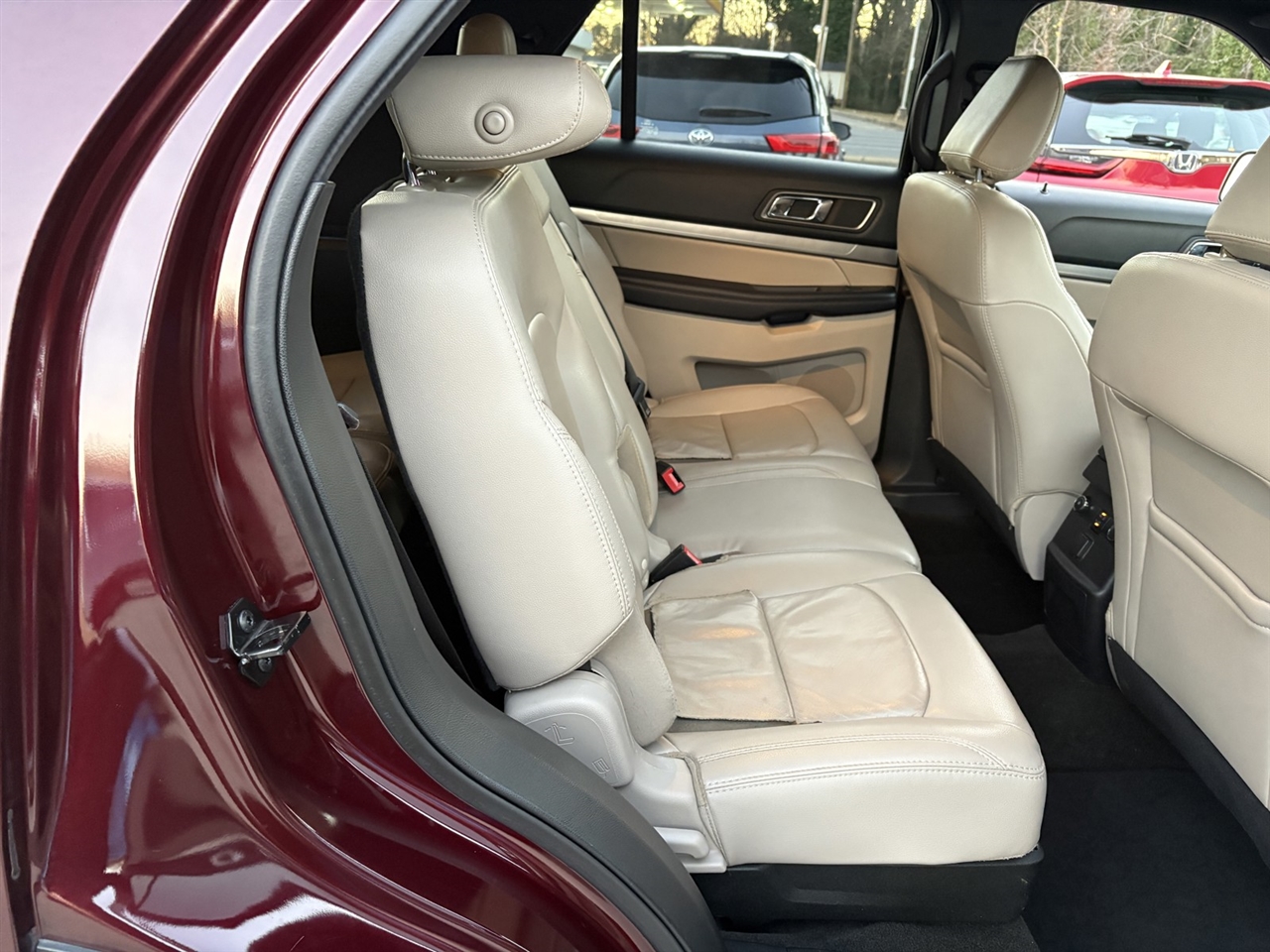 Ford Explorer XLT FWD 2018