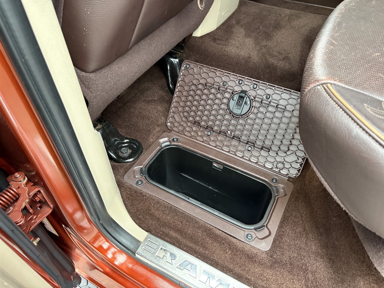 RAM 1500 Laramie Longhorn Edition Crew Cab SWB 2WD 2013