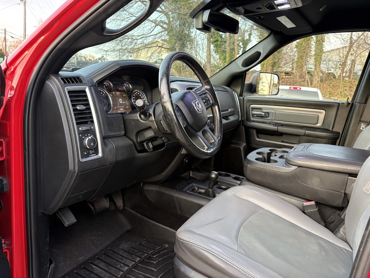 RAM 2500 Power Wagon Crew Cab SWB 4WD 2017