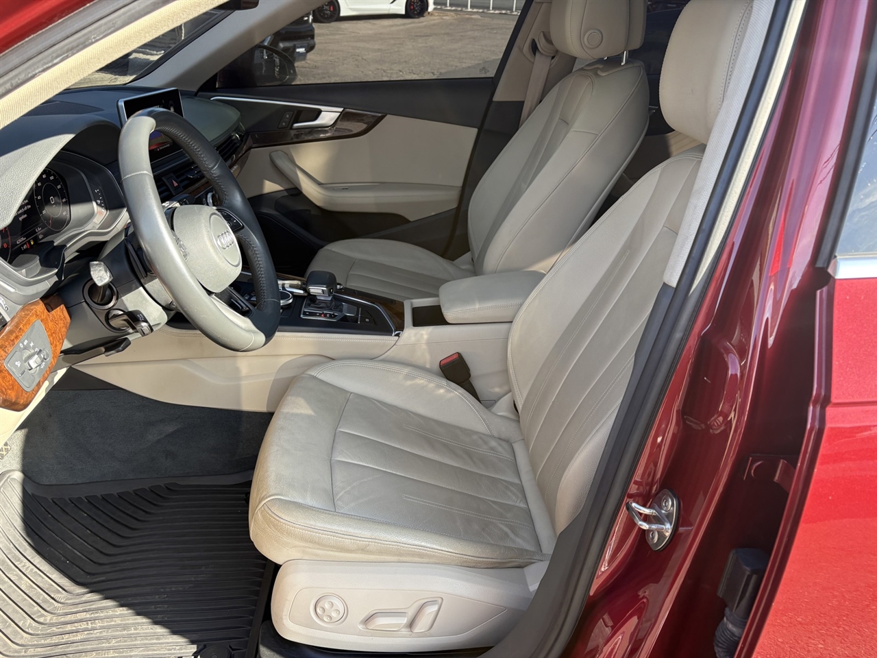 Audi A4 2.0 TFSI Premium Plus quattro 7A 2019