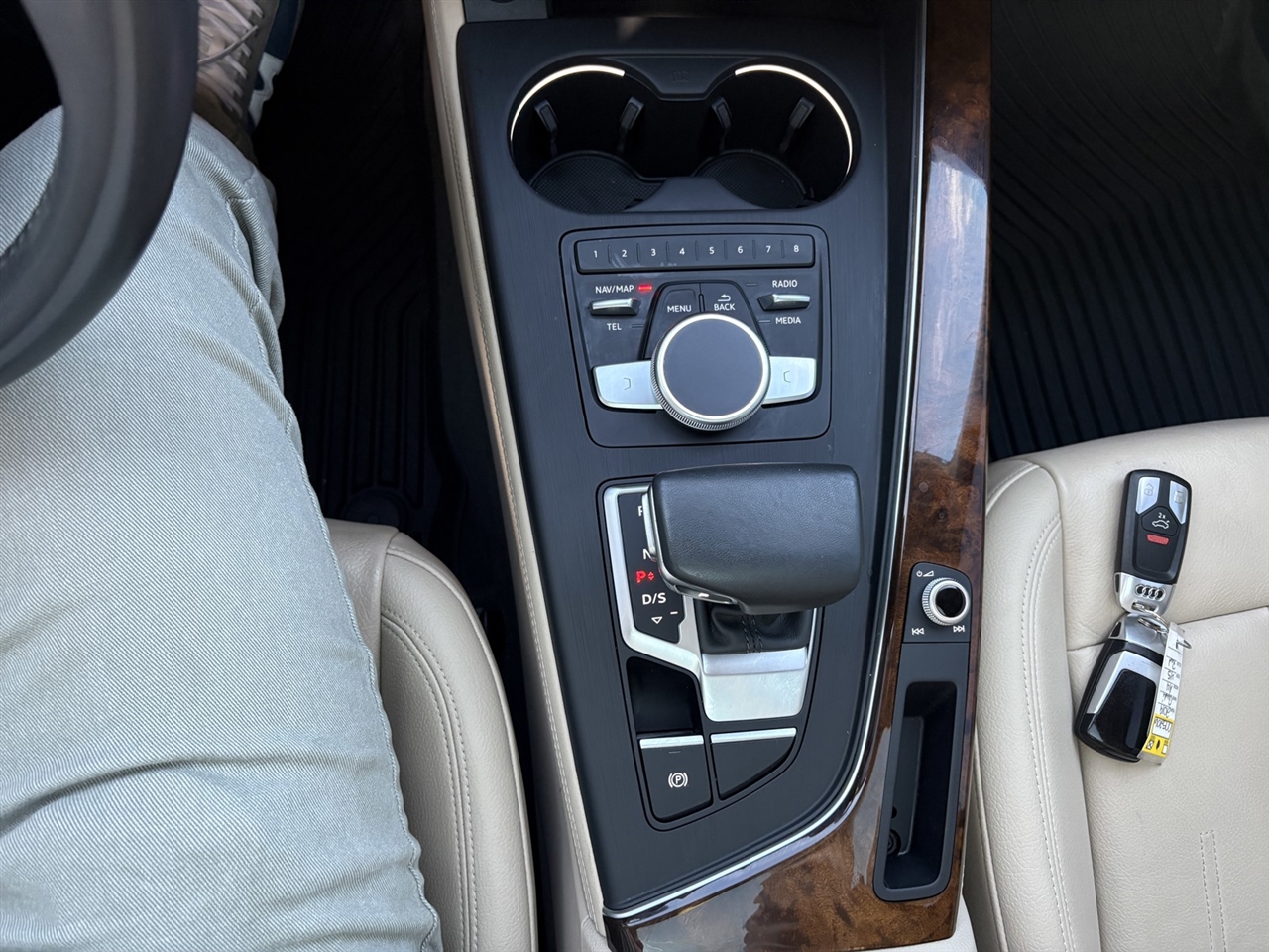 Audi A4 2.0 TFSI Premium Plus quattro 7A 2019