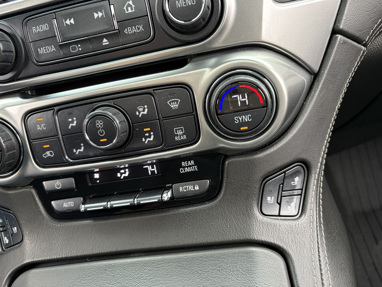 Chevrolet Tahoe Premier 4WD 2019