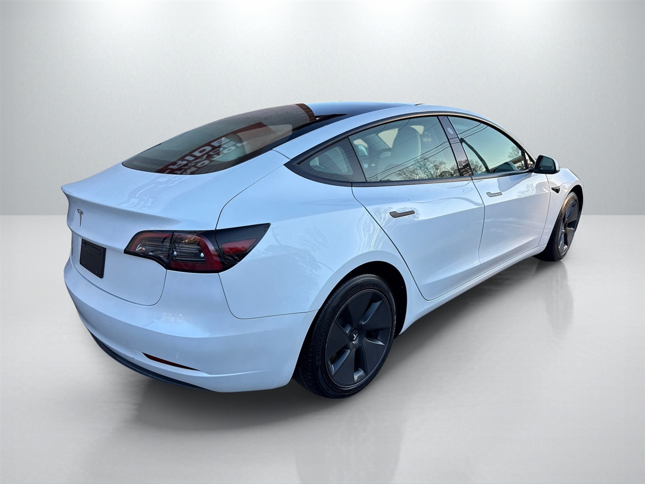 Tesla Model 3 Standard Range Plus 2023