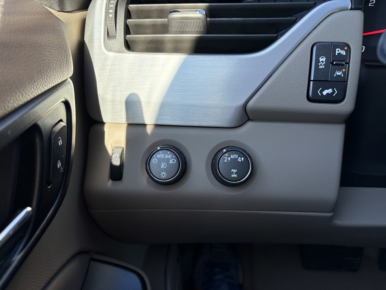 GMC Yukon SLT 4WD 2020