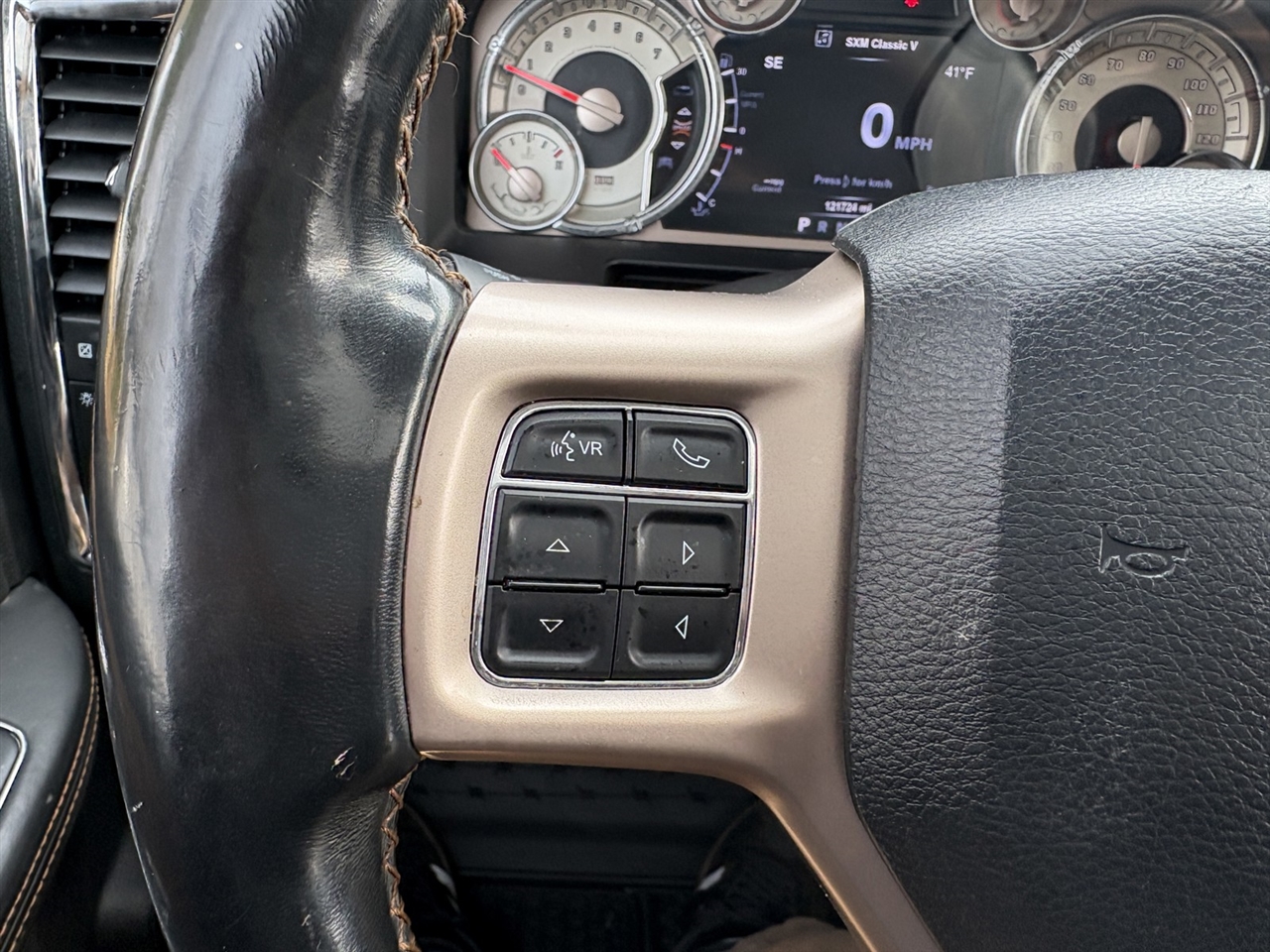 RAM 1500 Longhorn Crew Cab SWB 4WD 2015