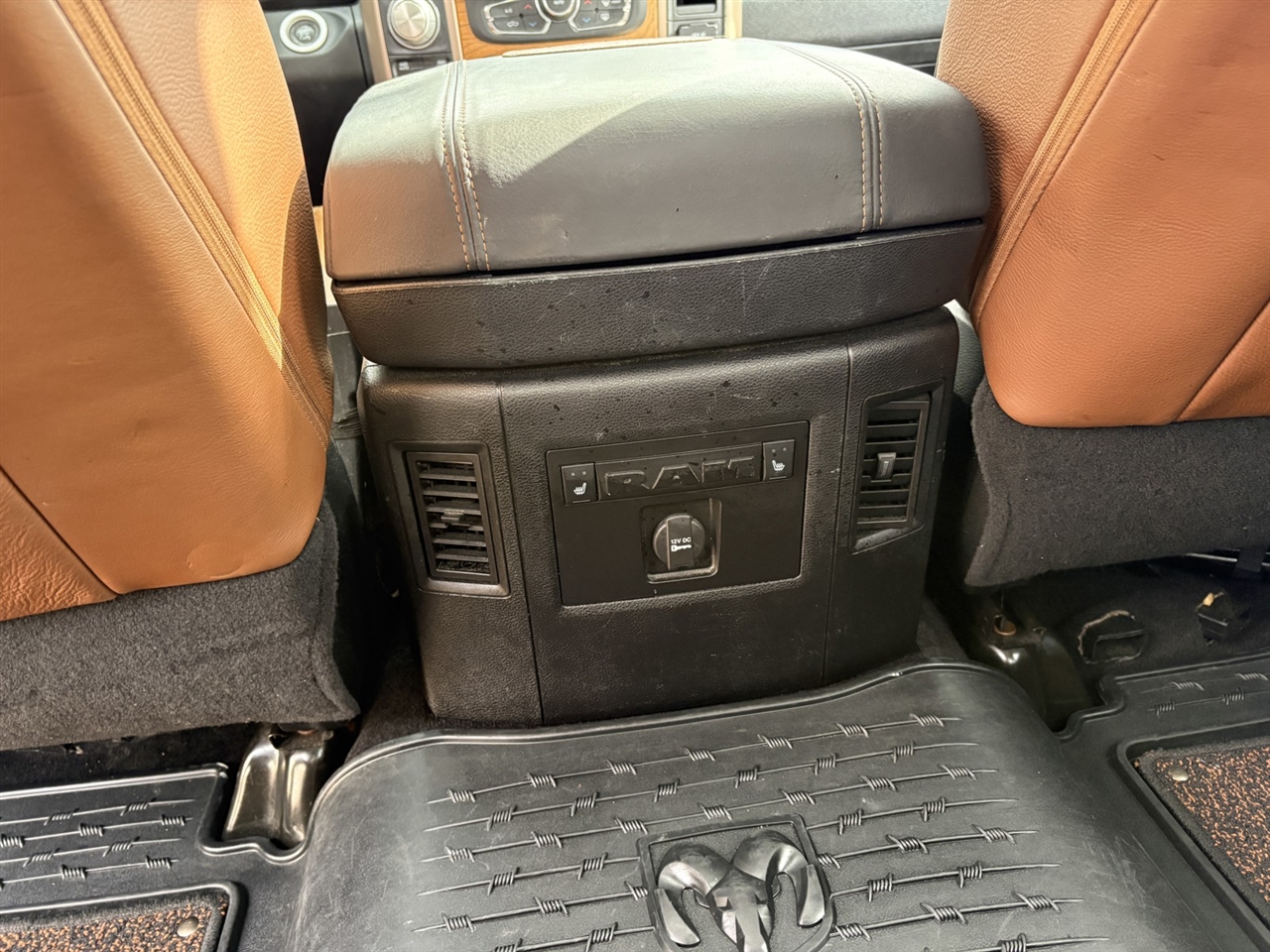 RAM 1500 Longhorn Crew Cab SWB 4WD 2015