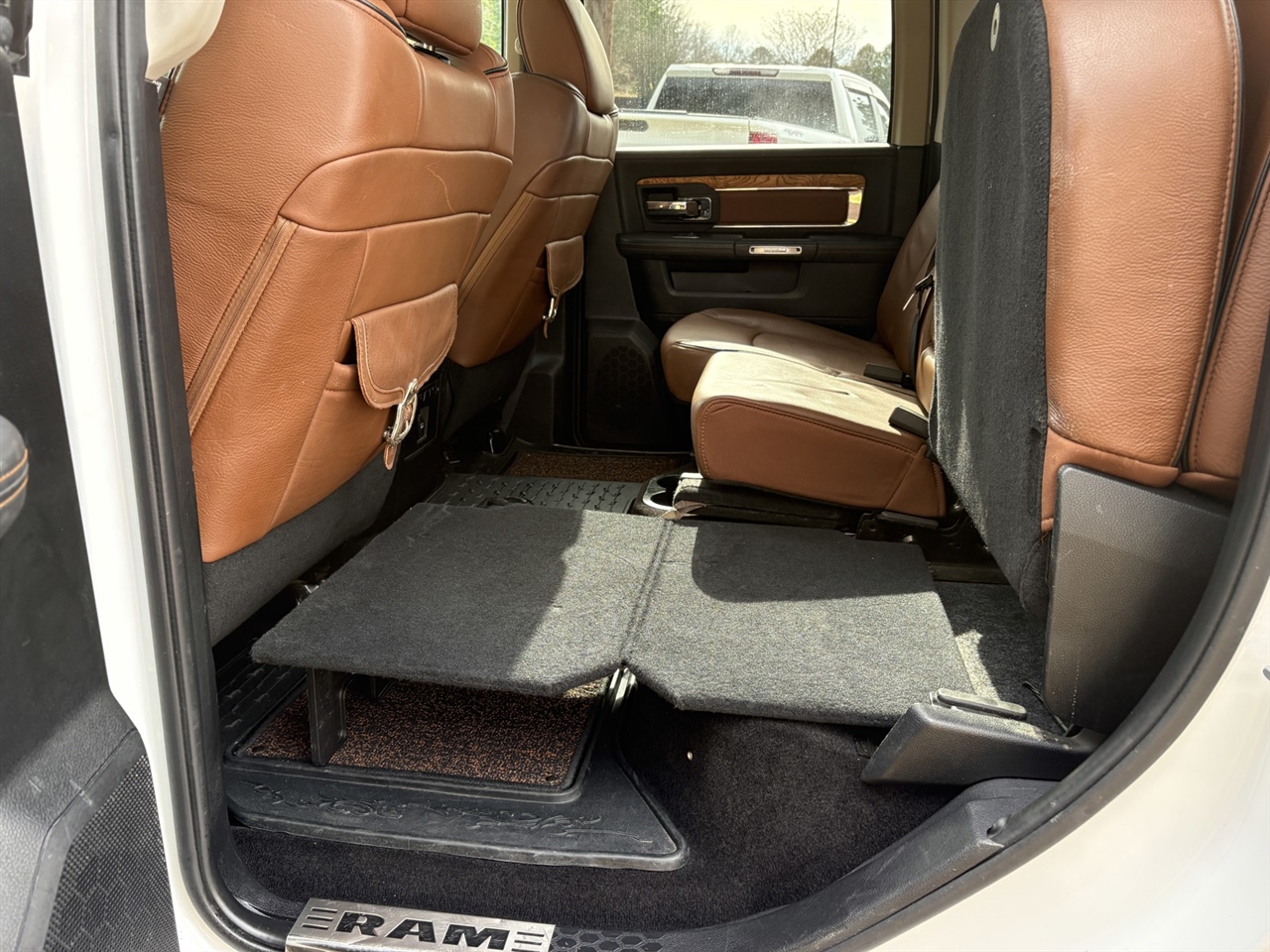 RAM 1500 Longhorn Crew Cab SWB 4WD 2015