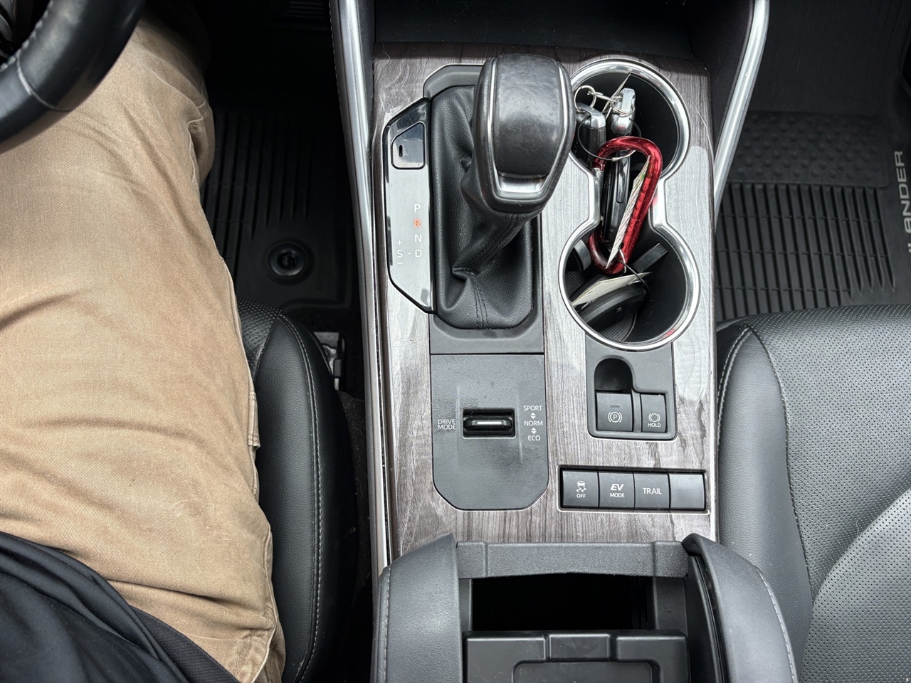 Toyota Highlander Hybrid Platinum AWD 2021