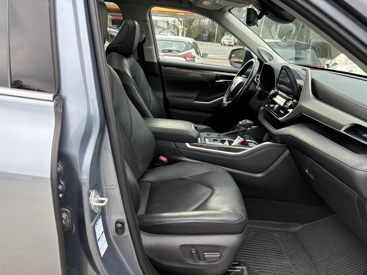 Toyota Highlander Hybrid Platinum AWD 2021