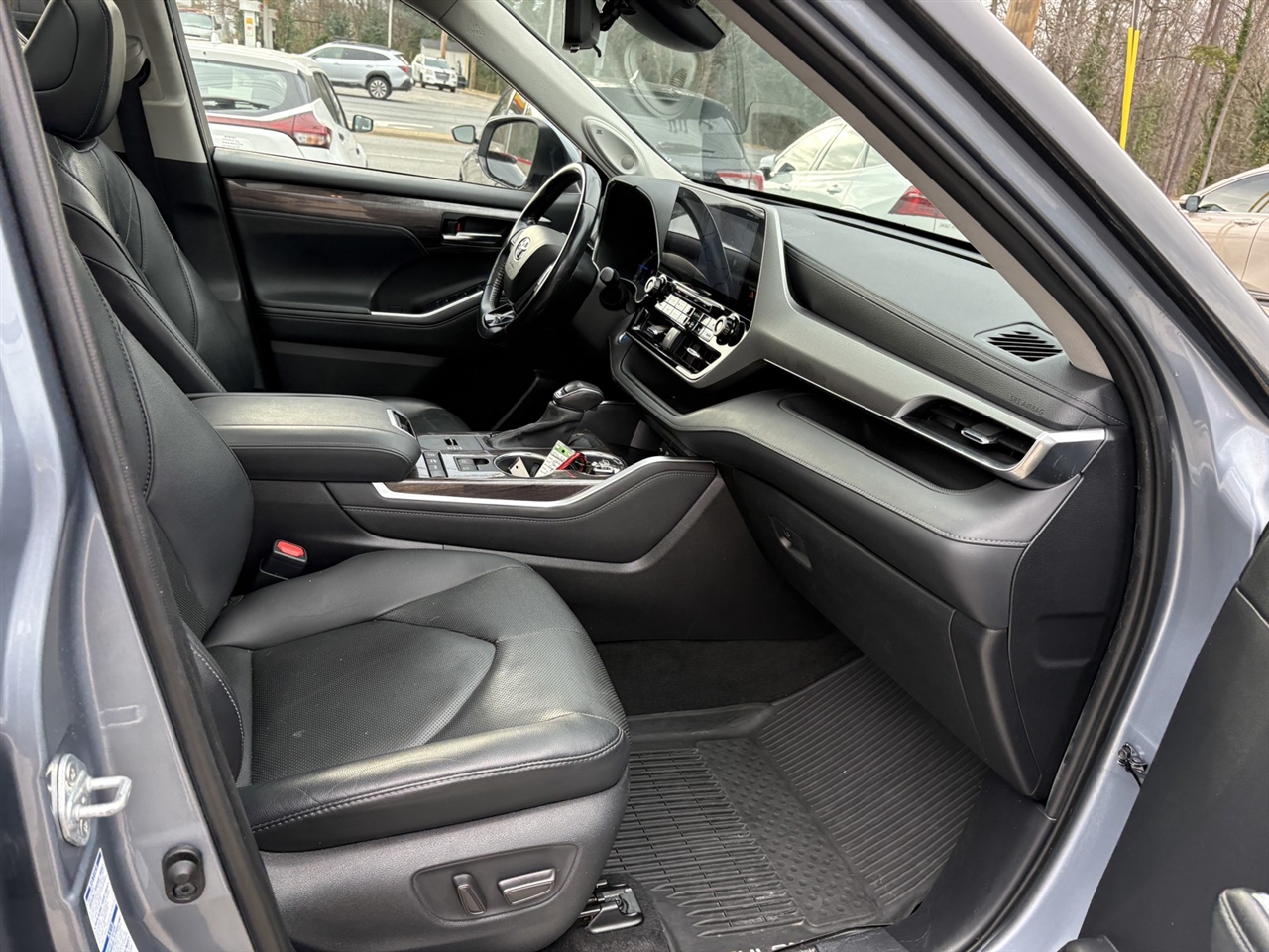 Toyota Highlander Hybrid Platinum AWD 2021