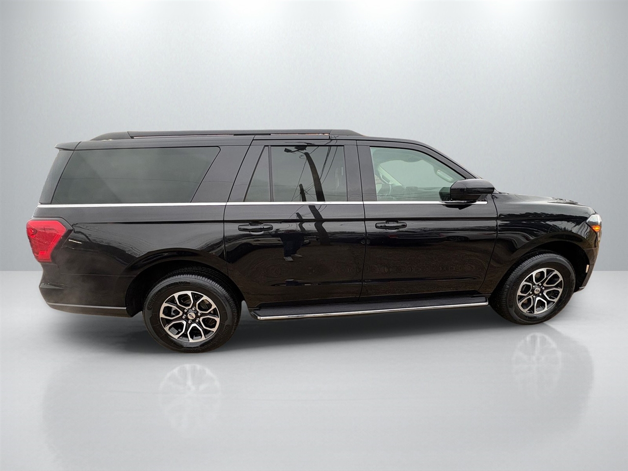 Ford Expedition MAX XLT 4WD 2023